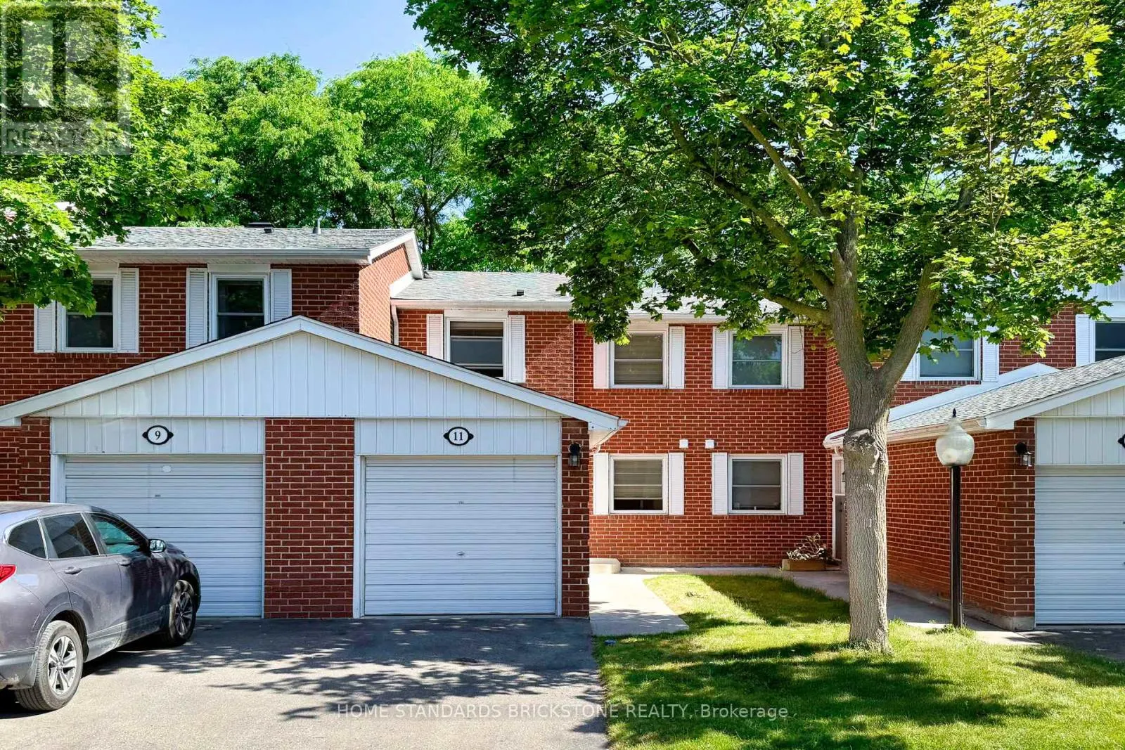 11 REITH WAY