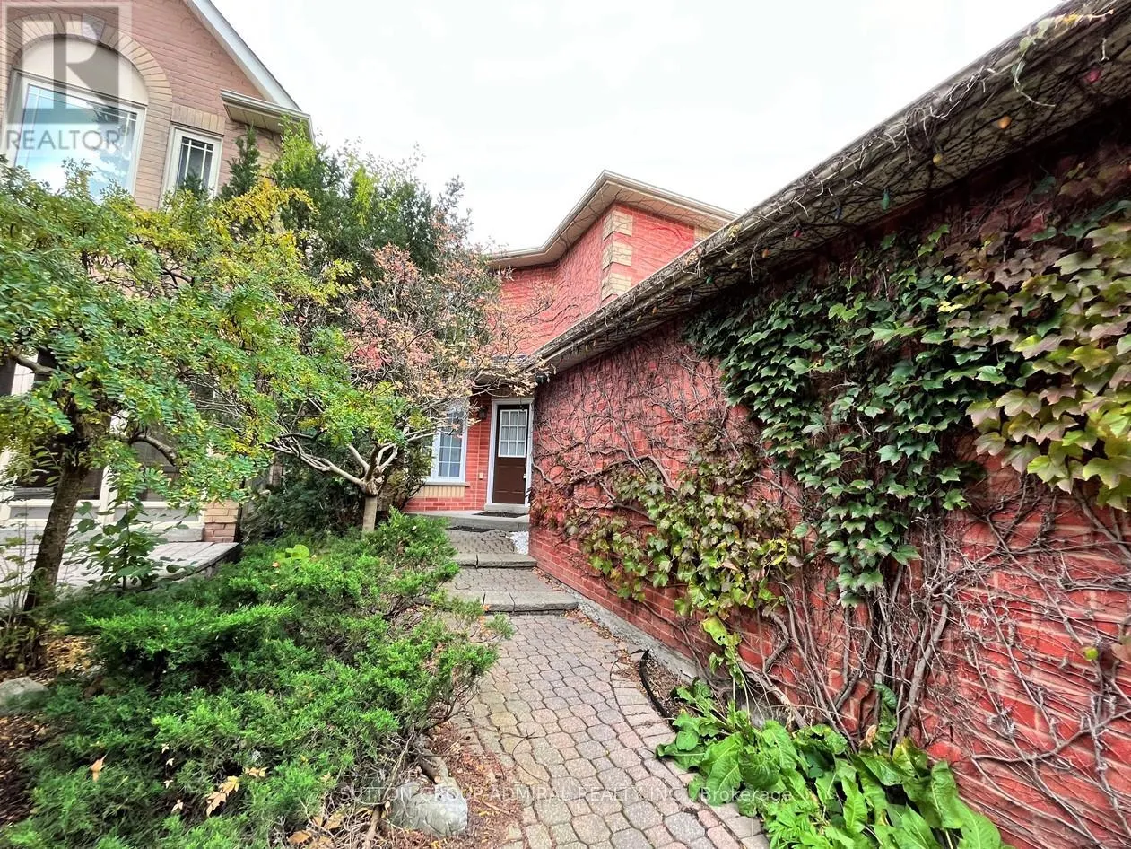 71 COVENT CRESCENT
