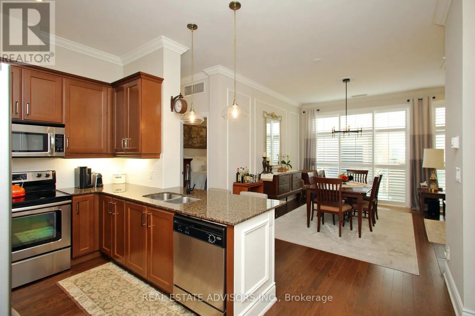 PH642 - 281 WOODBRIDGE AVENUE
