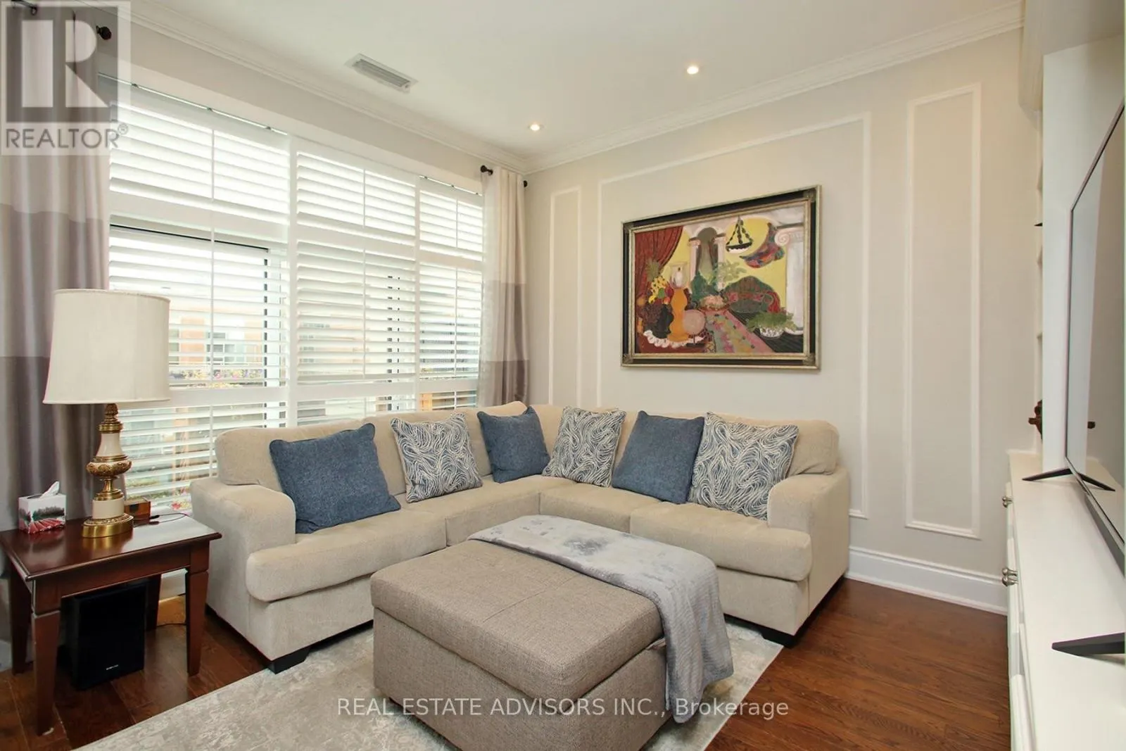 PH642 - 281 WOODBRIDGE AVENUE