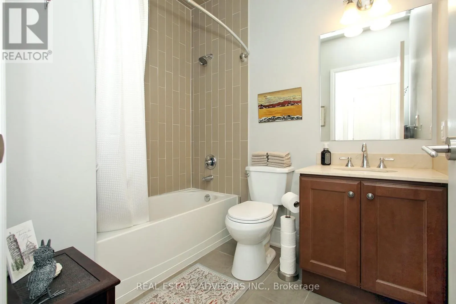 PH642 - 281 WOODBRIDGE AVENUE