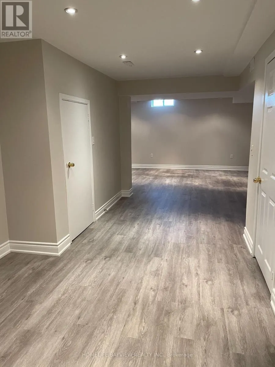 16 SELKIRK DRIVE