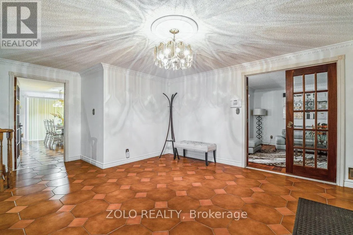 95 PEMBERTON ROAD