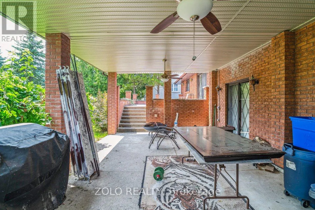 95 PEMBERTON ROAD