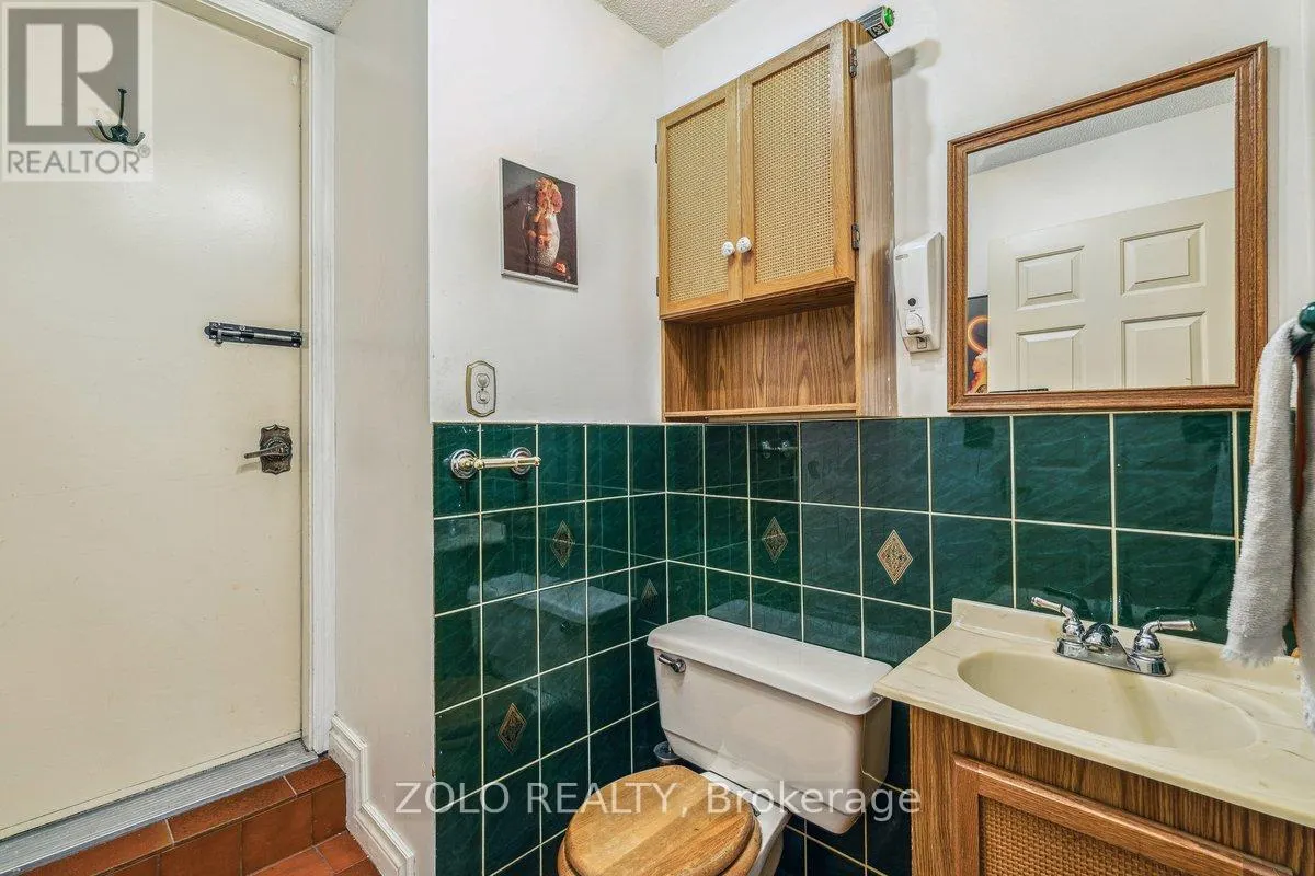 95 PEMBERTON ROAD