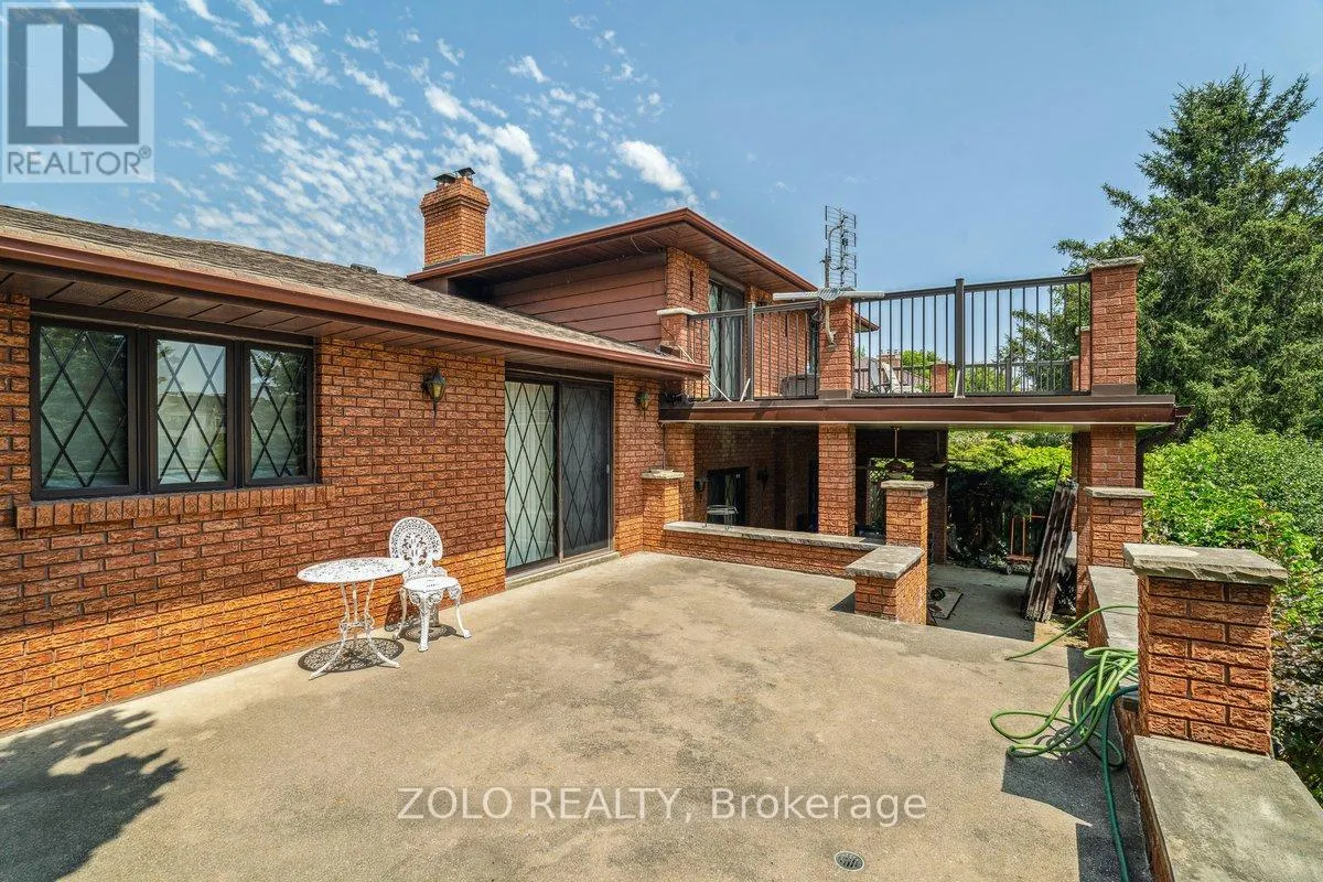95 PEMBERTON ROAD