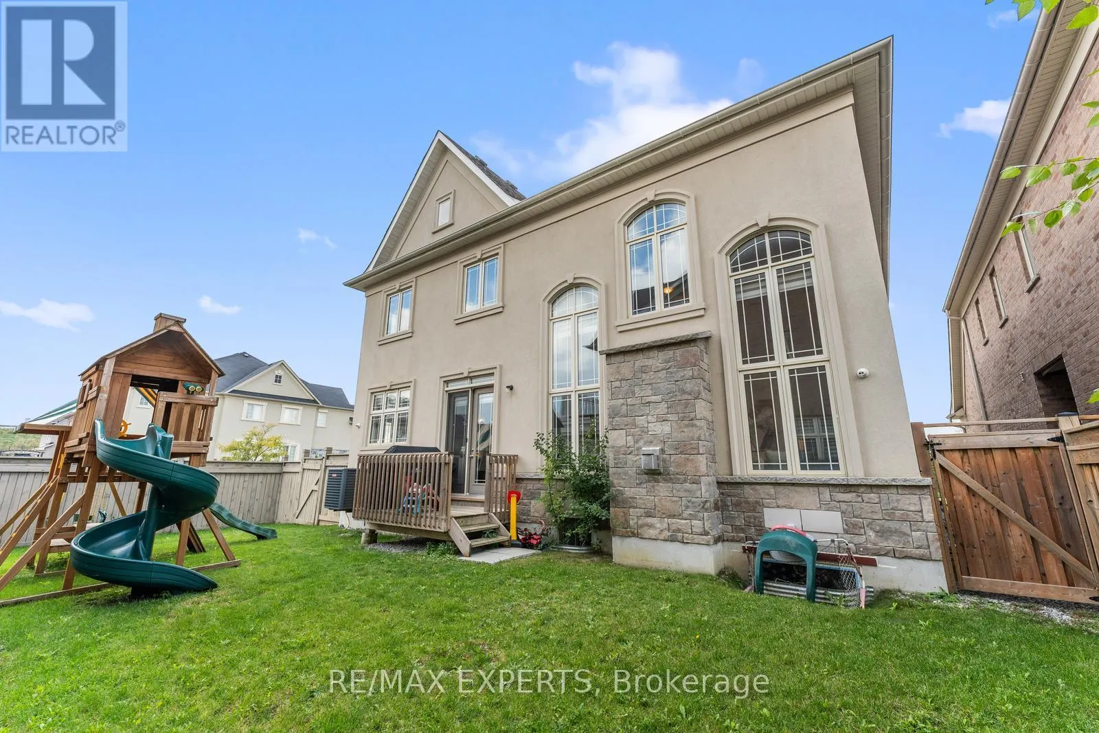 97 ROSS VENNARE CRESCENT