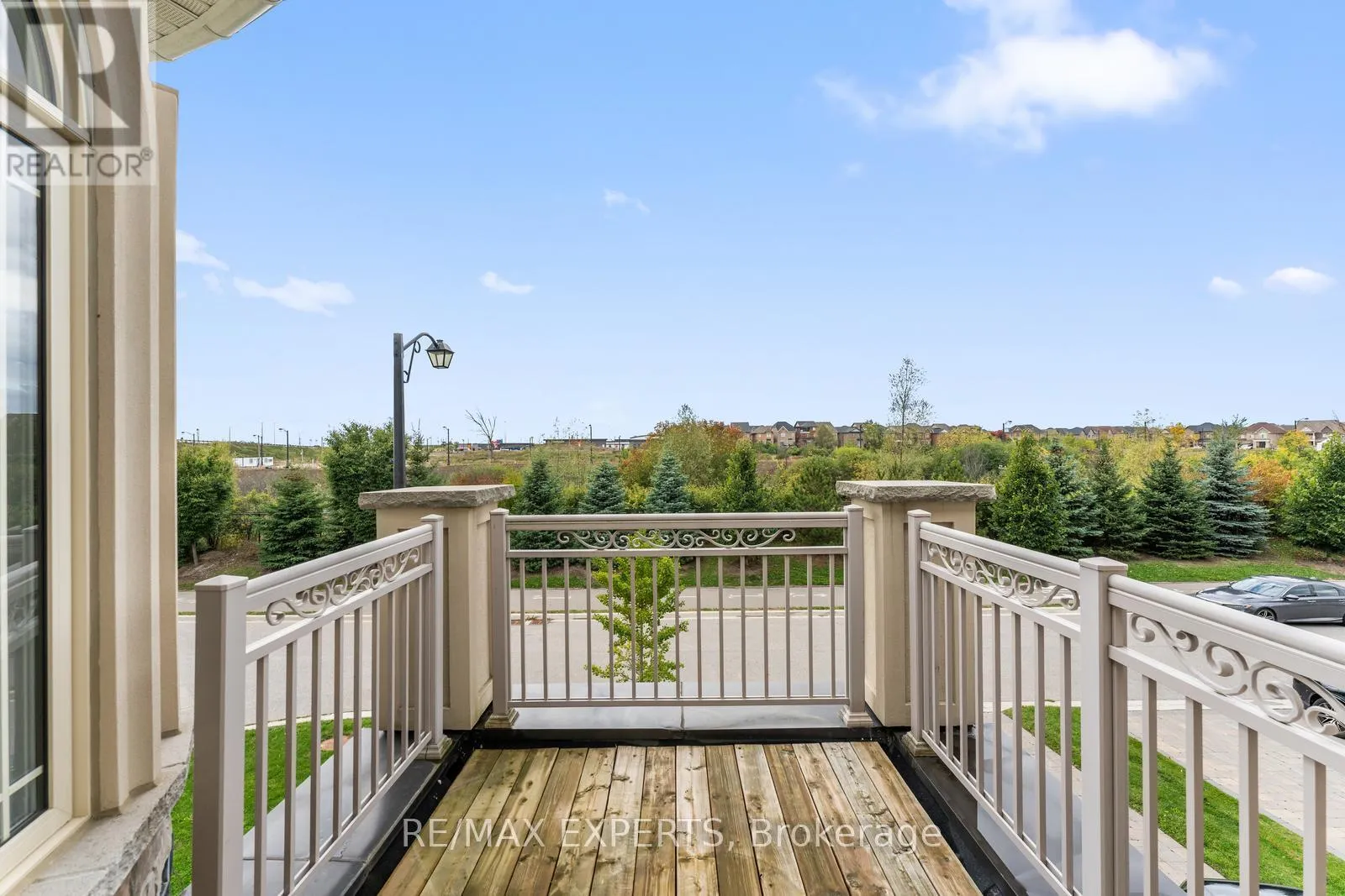 97 ROSS VENNARE CRESCENT