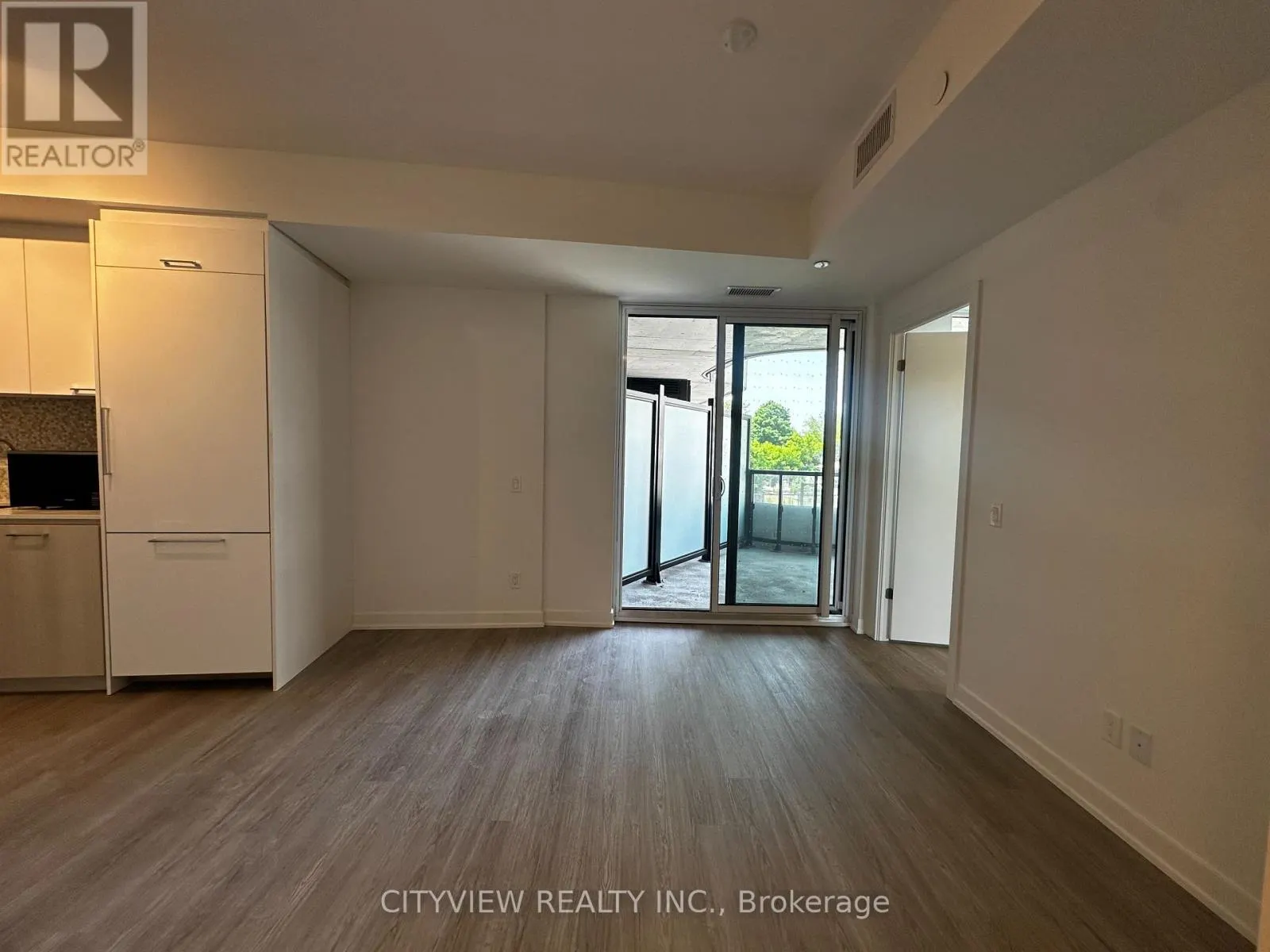233 - 8188 YONGE STREET