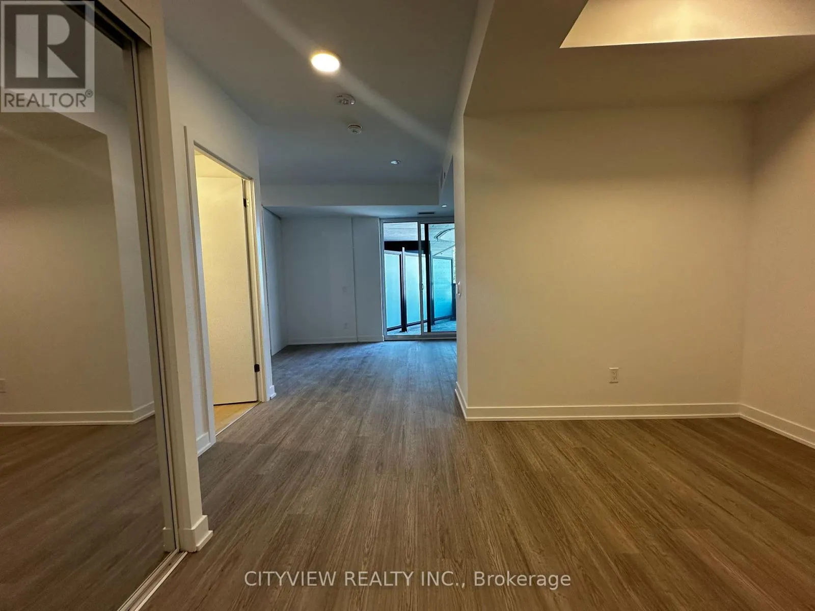 233 - 8188 YONGE STREET