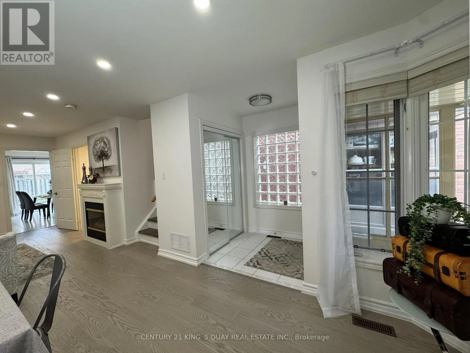 114 GREENSBORO DRIVE