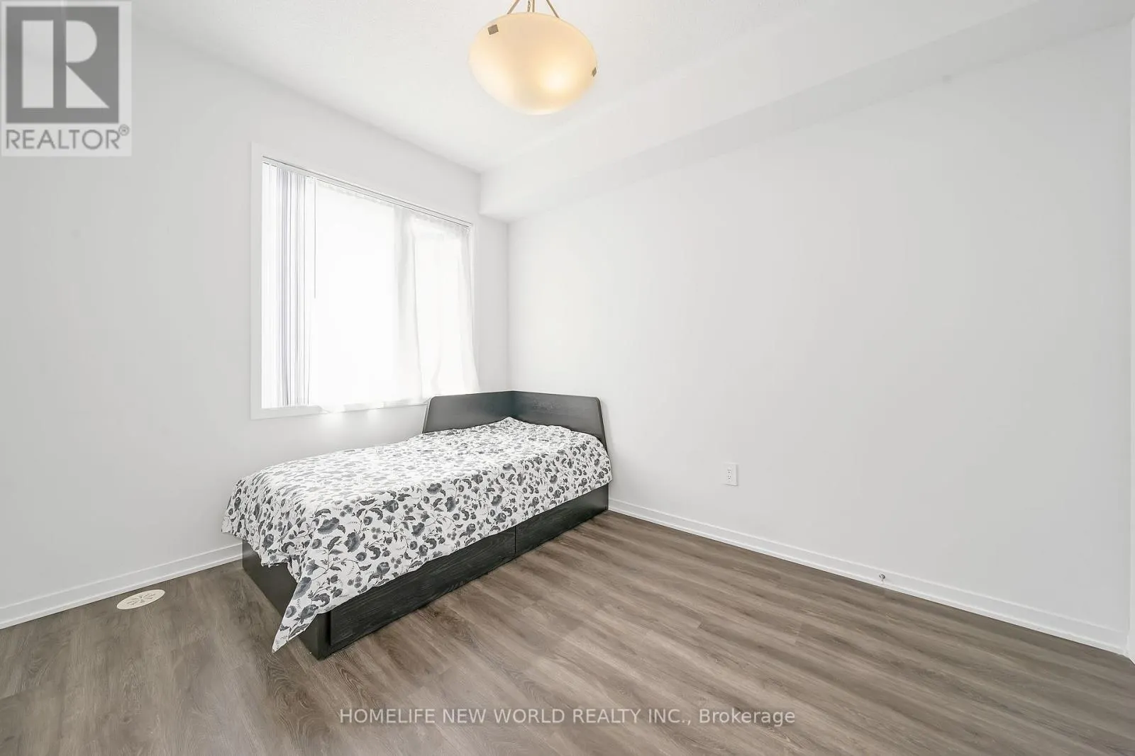 112 - 30 ALMOND BLOSSOM MEWS