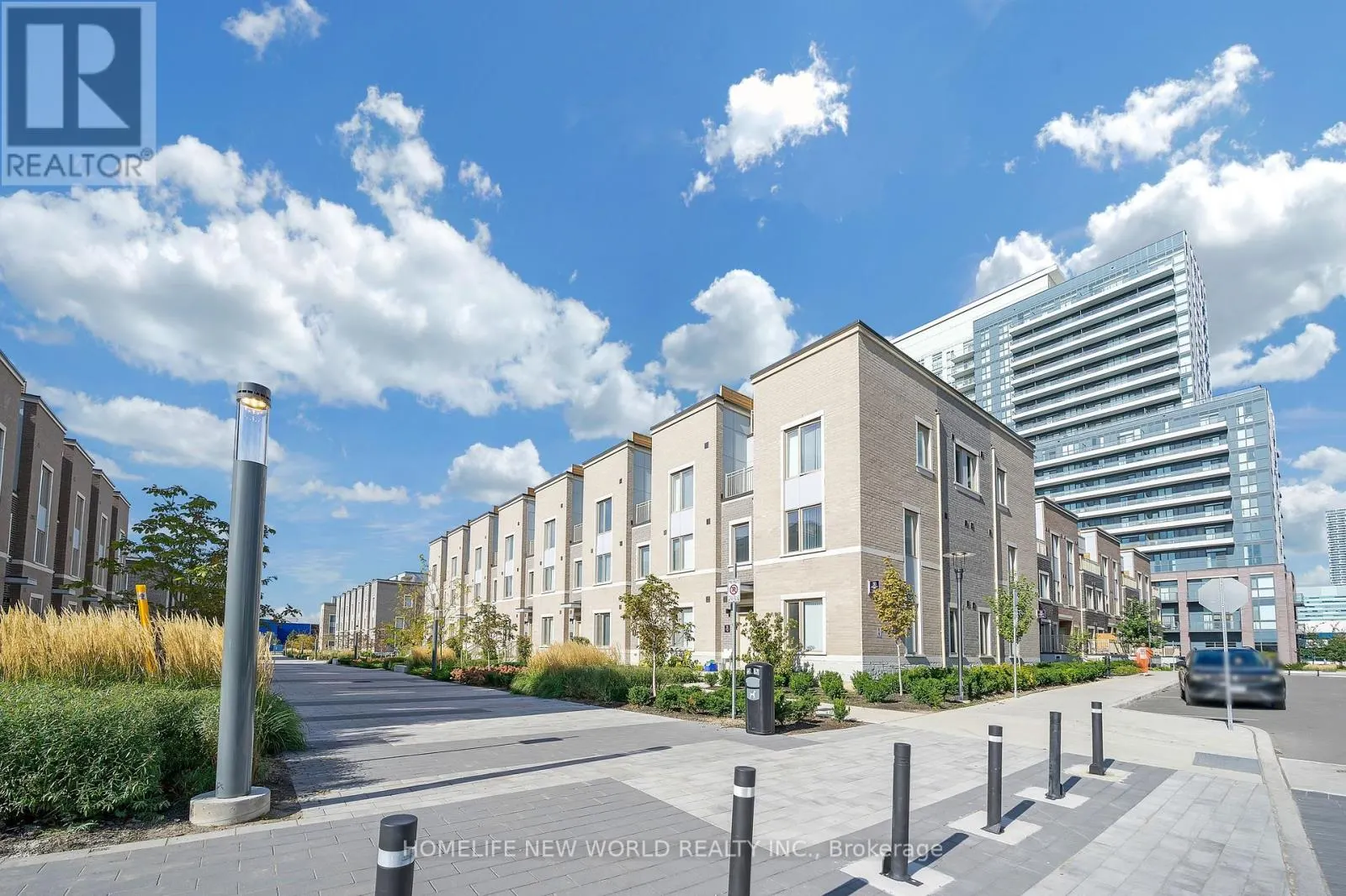 112 - 30 ALMOND BLOSSOM MEWS
