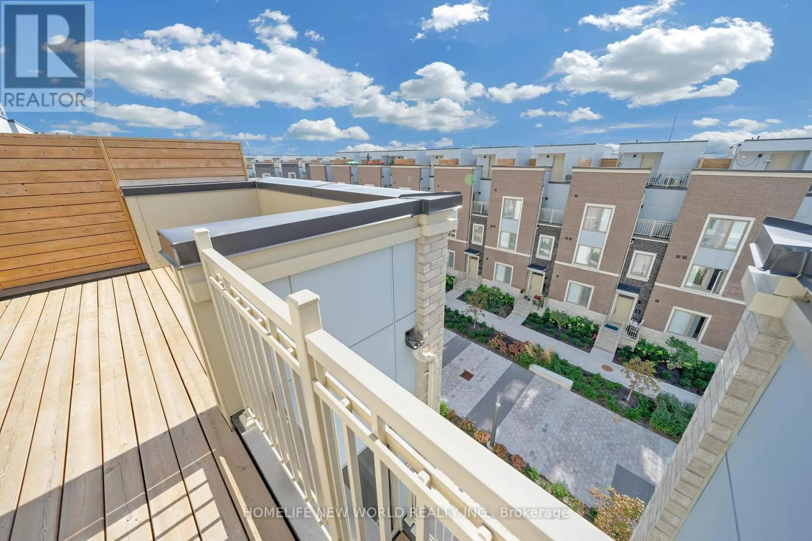 112 - 30 ALMOND BLOSSOM MEWS