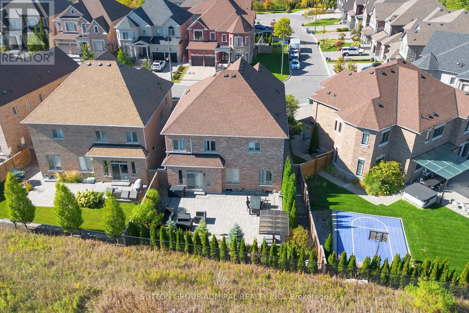 37 CEDARPOINT COURT