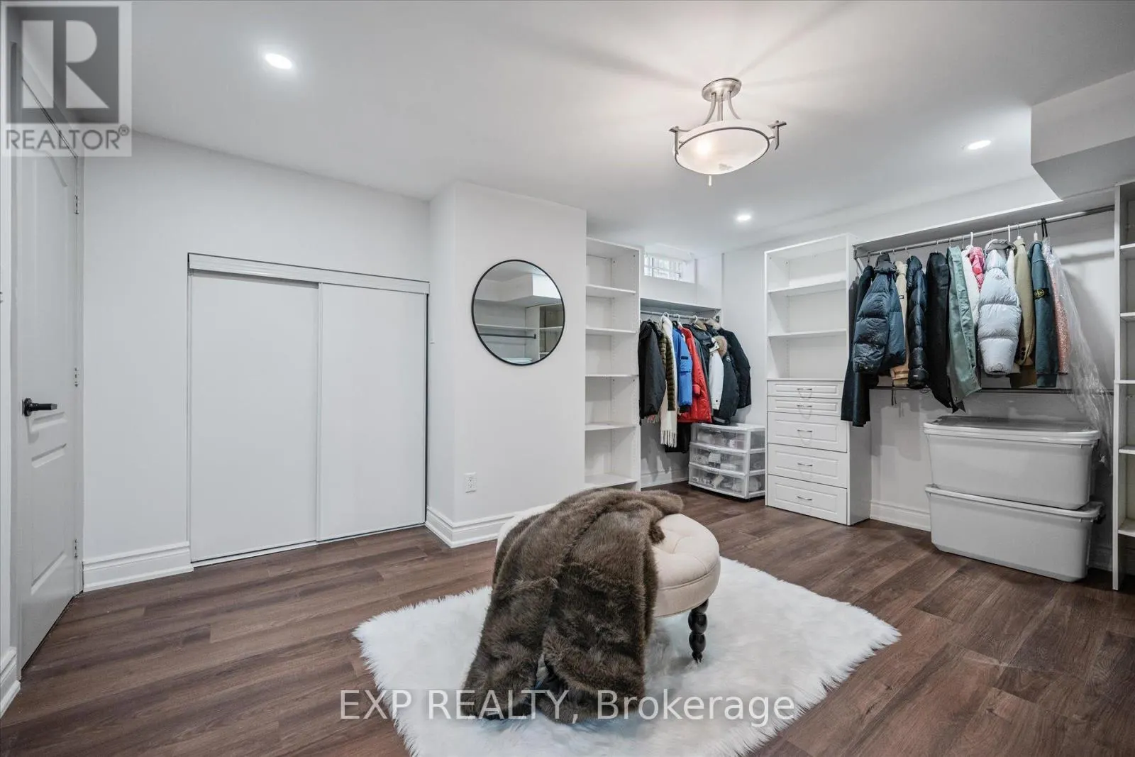 367 CALVERT ROAD
