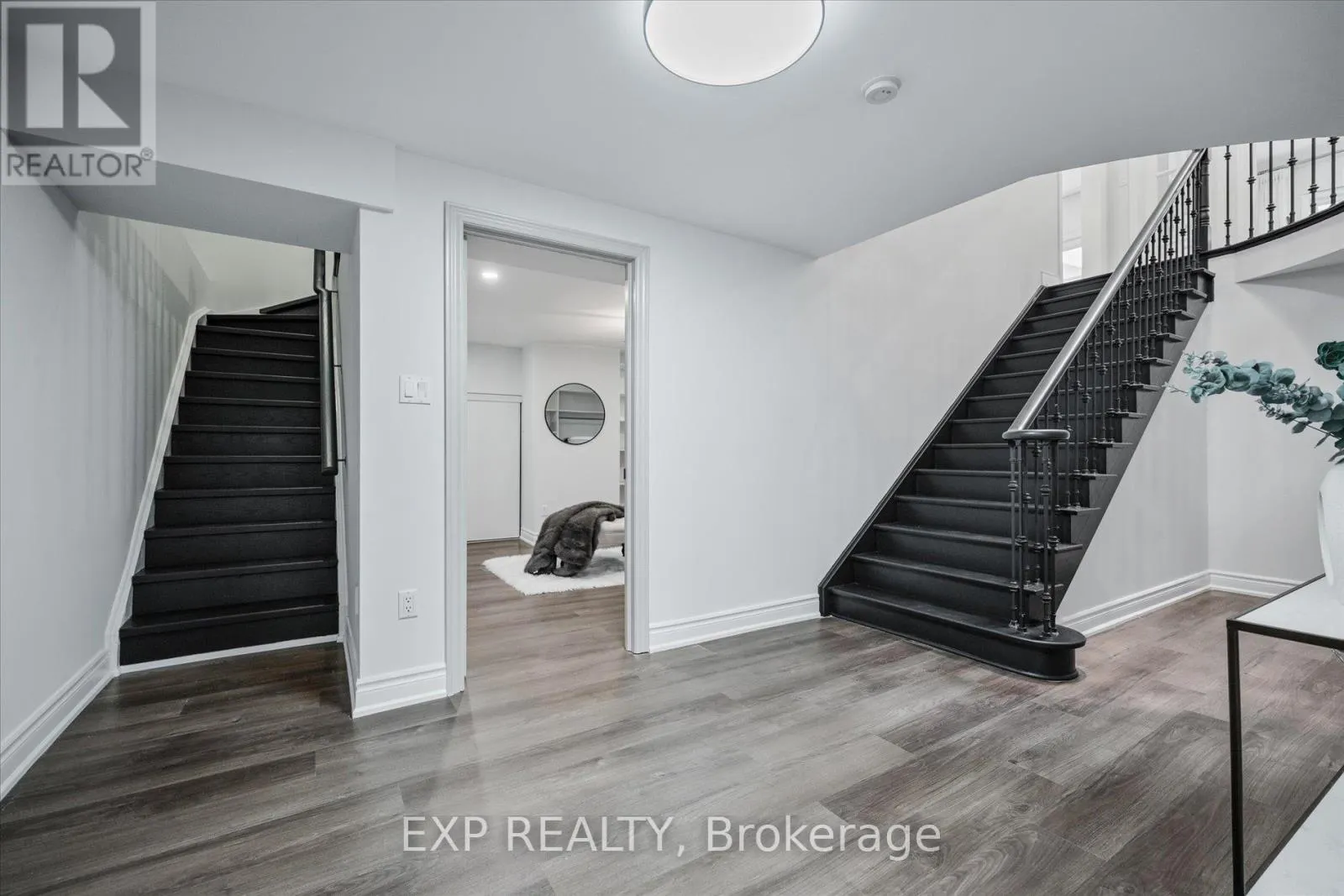 367 CALVERT ROAD