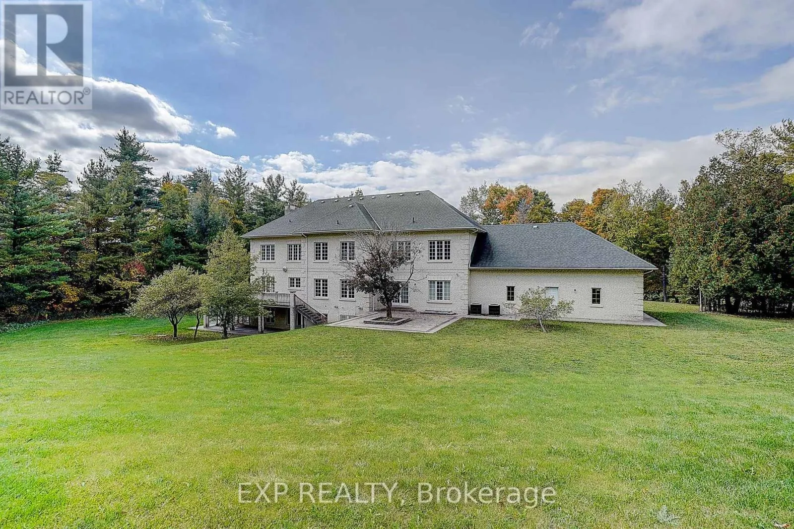 77 SILVER FOX PLACE