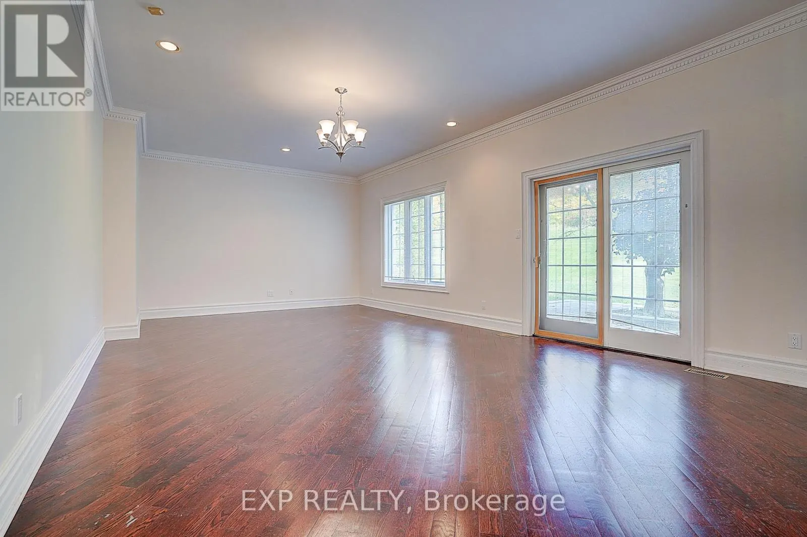 77 SILVER FOX PLACE