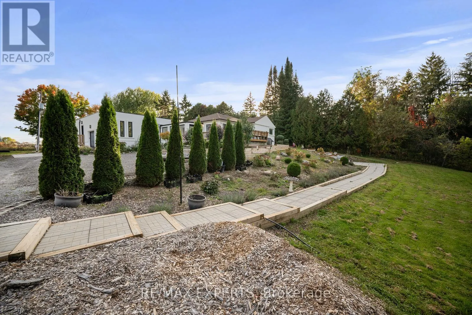 2821 MT ALBERT ROAD