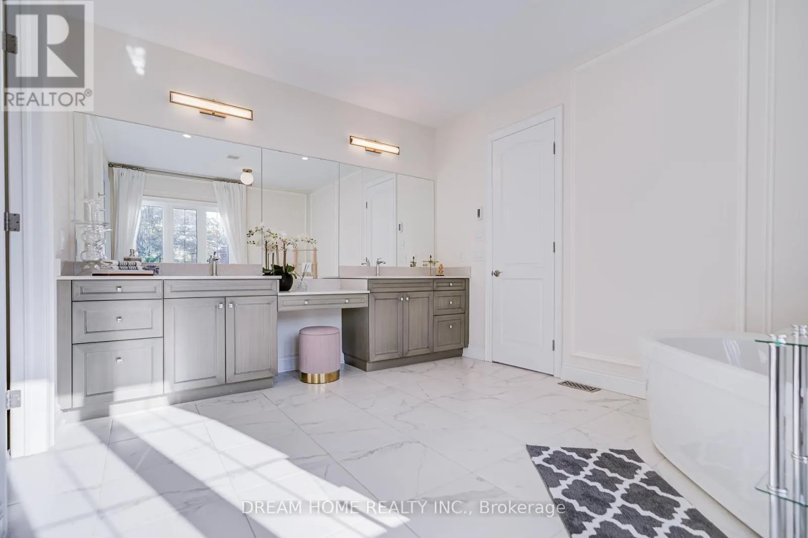 140 LADY JESSICA DRIVE