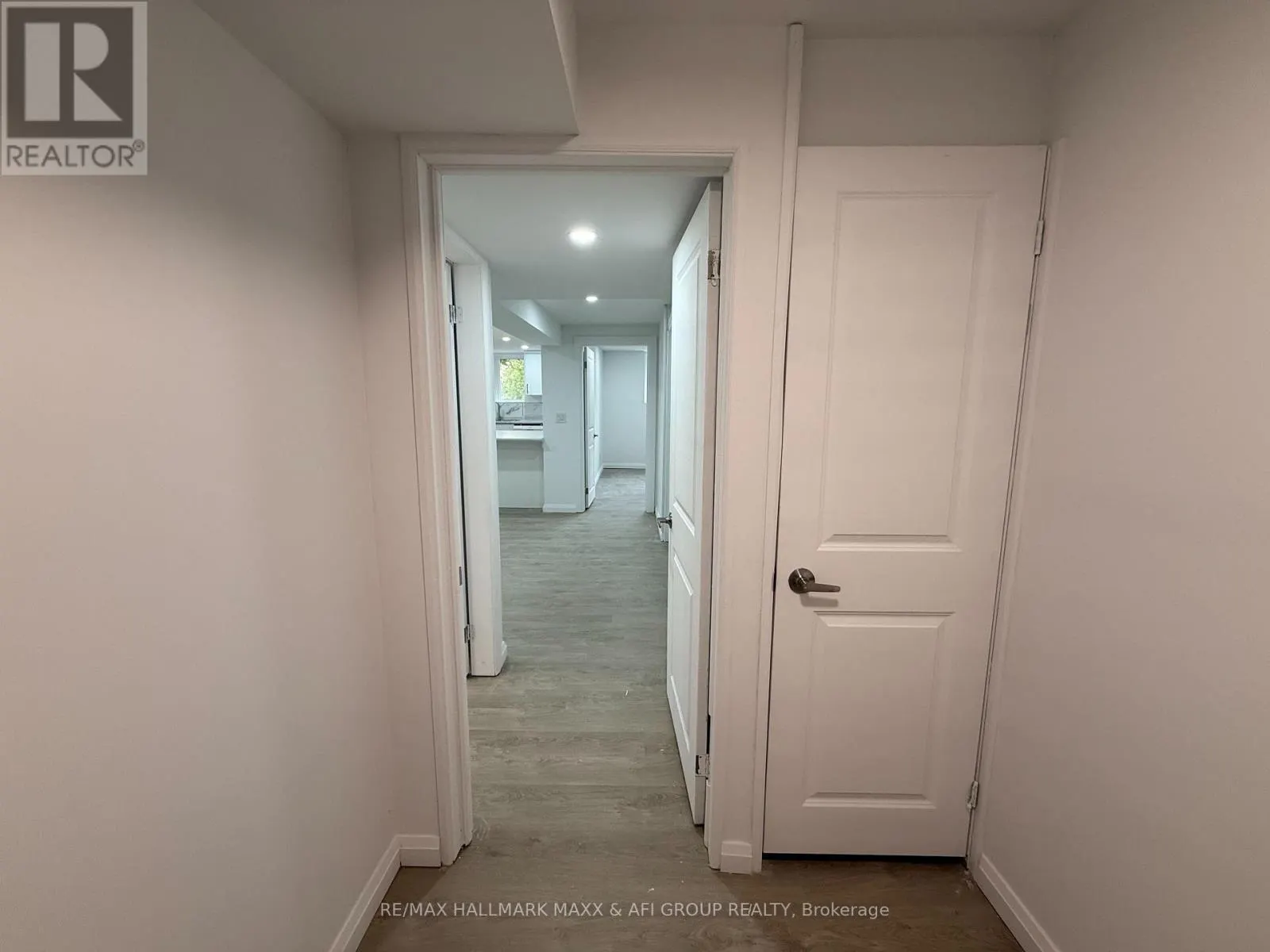 LOWER - 374 RITA'S AVENUE