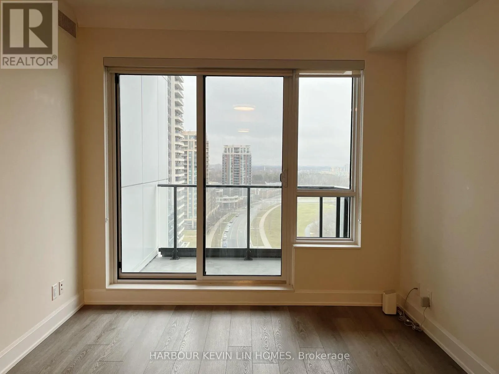 1611 - 8 WATER WALK DRIVE