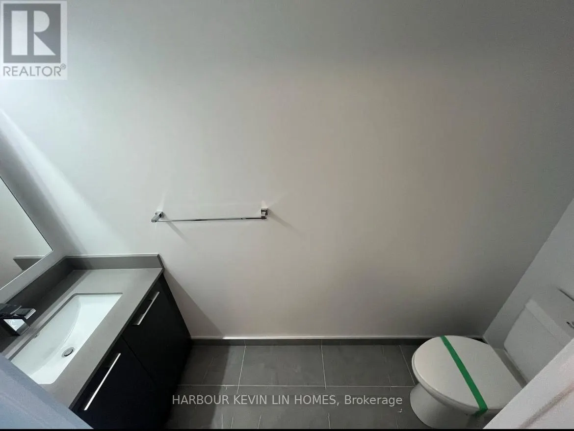 1611 - 8 WATER WALK DRIVE