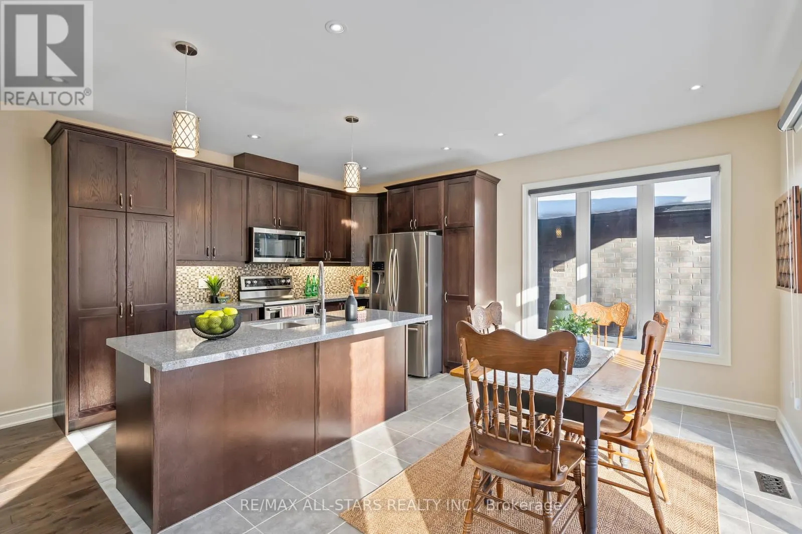 7 OS JAMES HUNT COURT