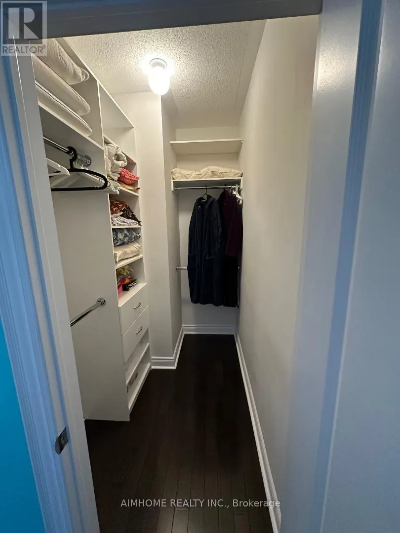 18 BRISTLEWOOD CRESCENT