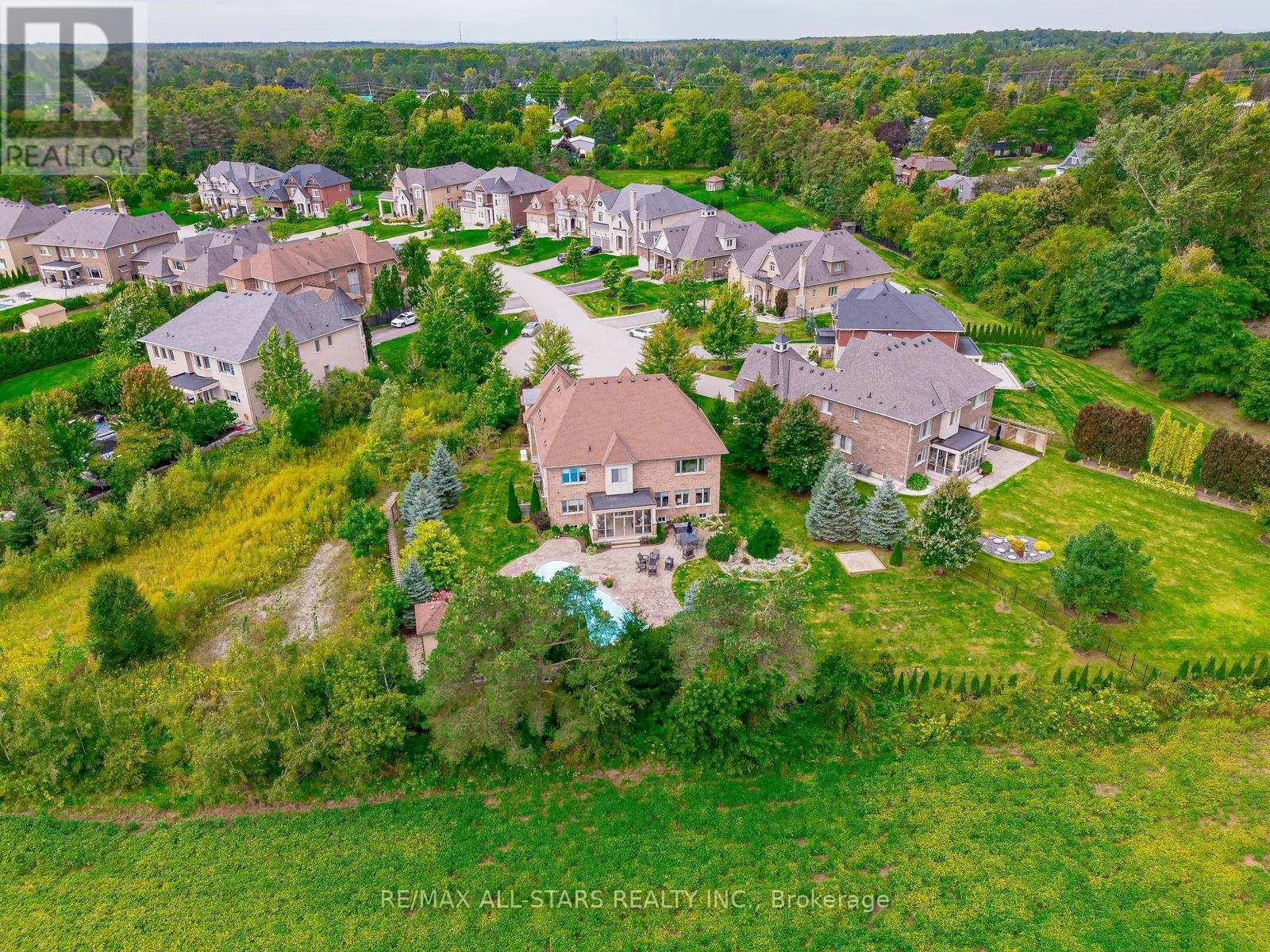 35 SOMER RUMM COURT
