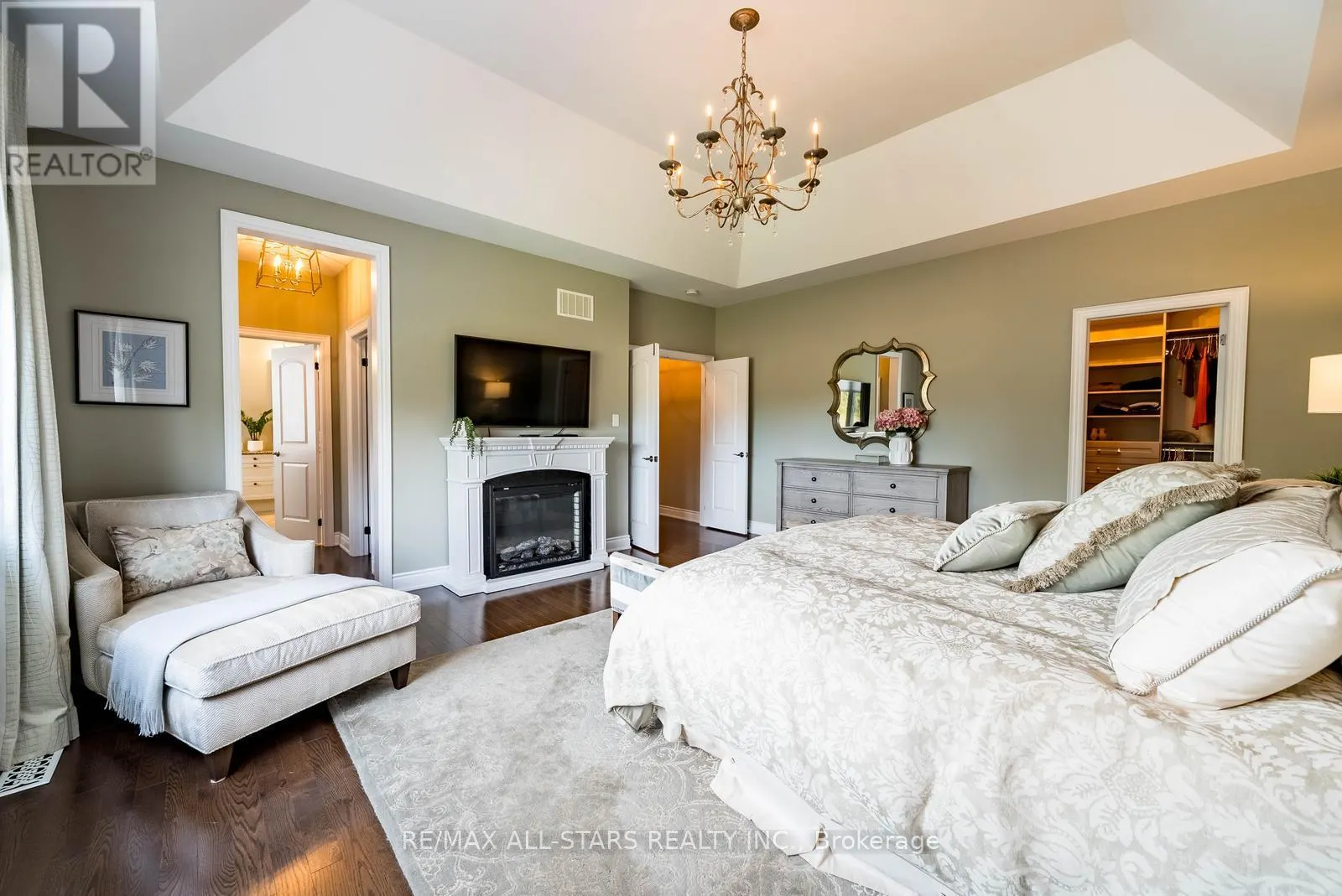 35 SOMER RUMM COURT