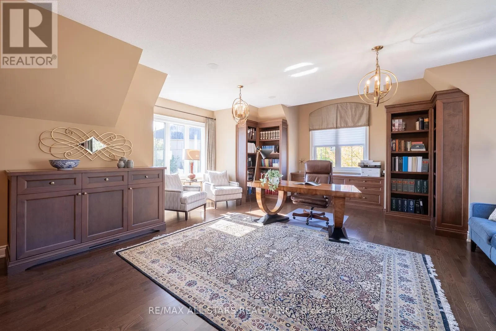 35 SOMER RUMM COURT