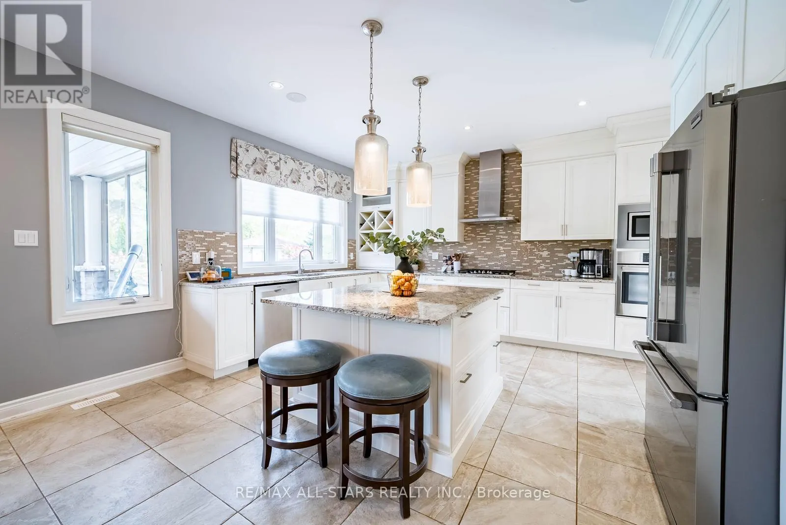 35 SOMER RUMM COURT