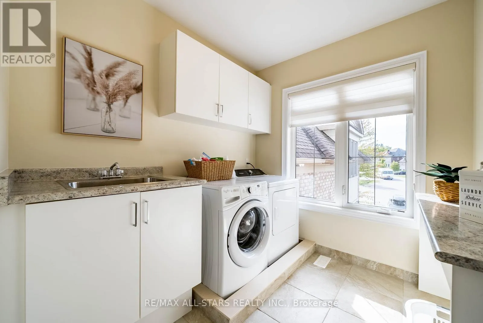 35 SOMER RUMM COURT