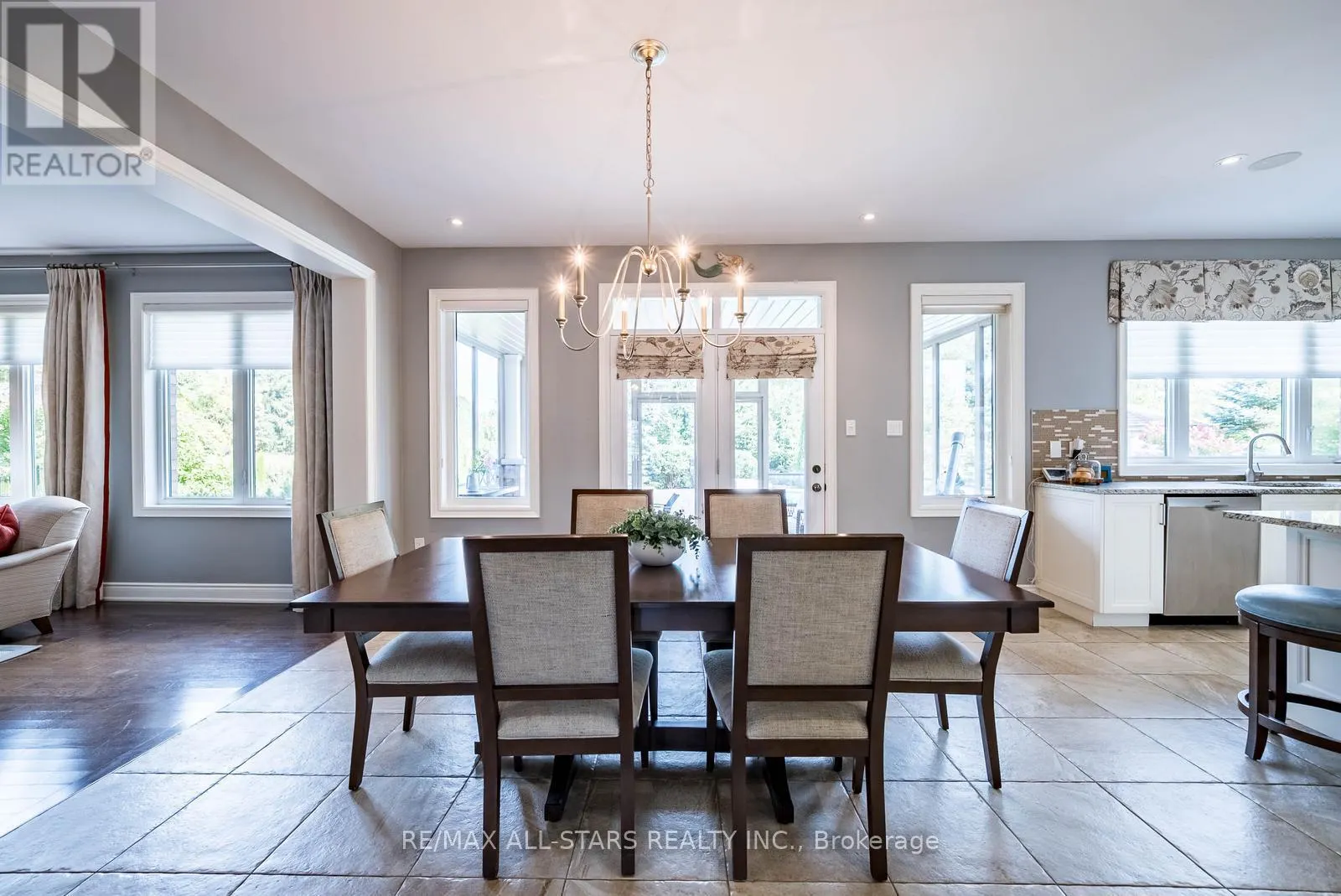 35 SOMER RUMM COURT