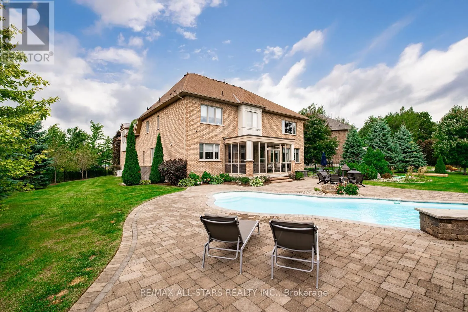 35 SOMER RUMM COURT
