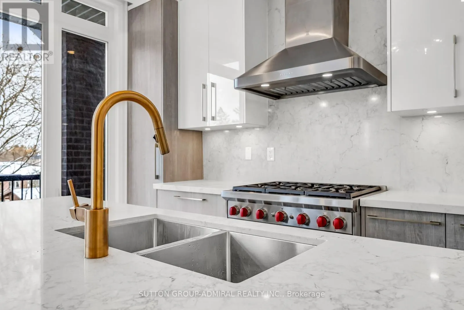 34 GLOBEMASTER LANE S
