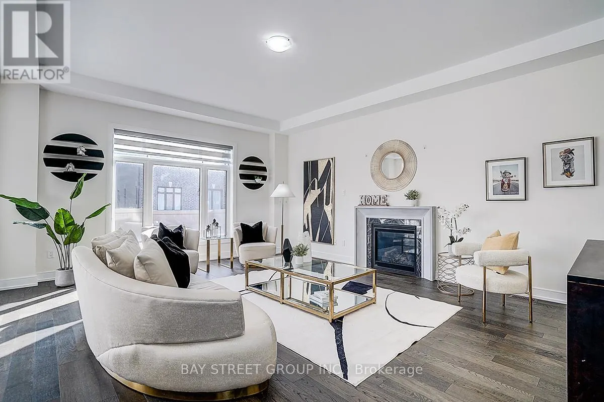 50 BOTELHO CIRCLE W