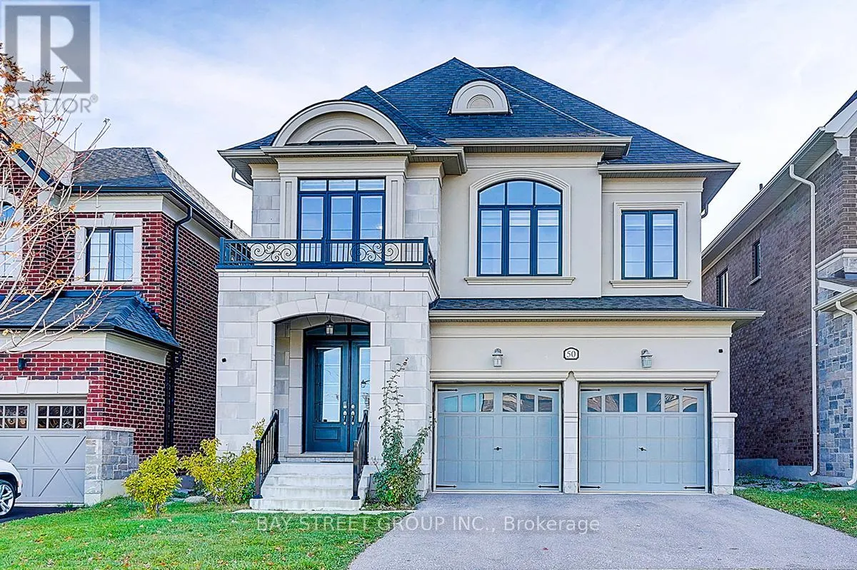 50 BOTELHO CIRCLE W