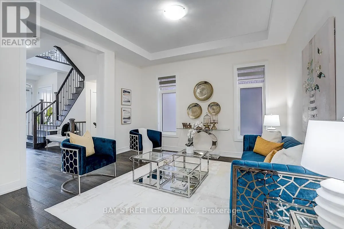50 BOTELHO CIRCLE W