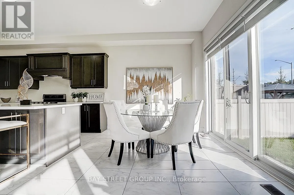 50 BOTELHO CIRCLE W