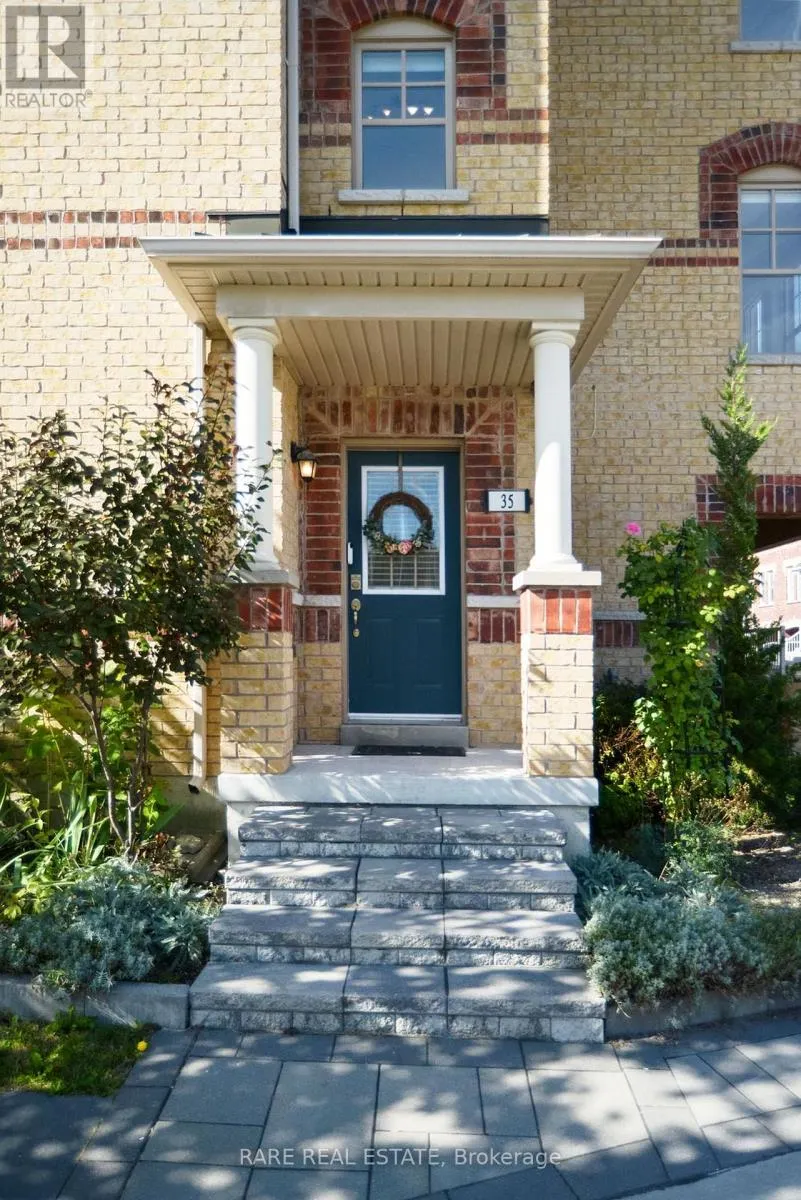 35 - 10 PORTER AVENUE W