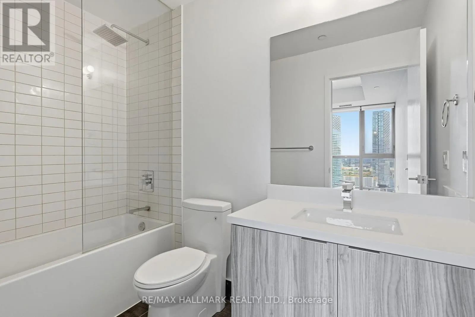 2406 - 2916 HIGHWAY 7 ROAD W