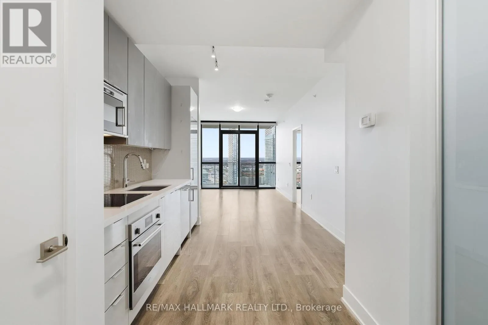 2406 - 2916 HIGHWAY 7 ROAD W