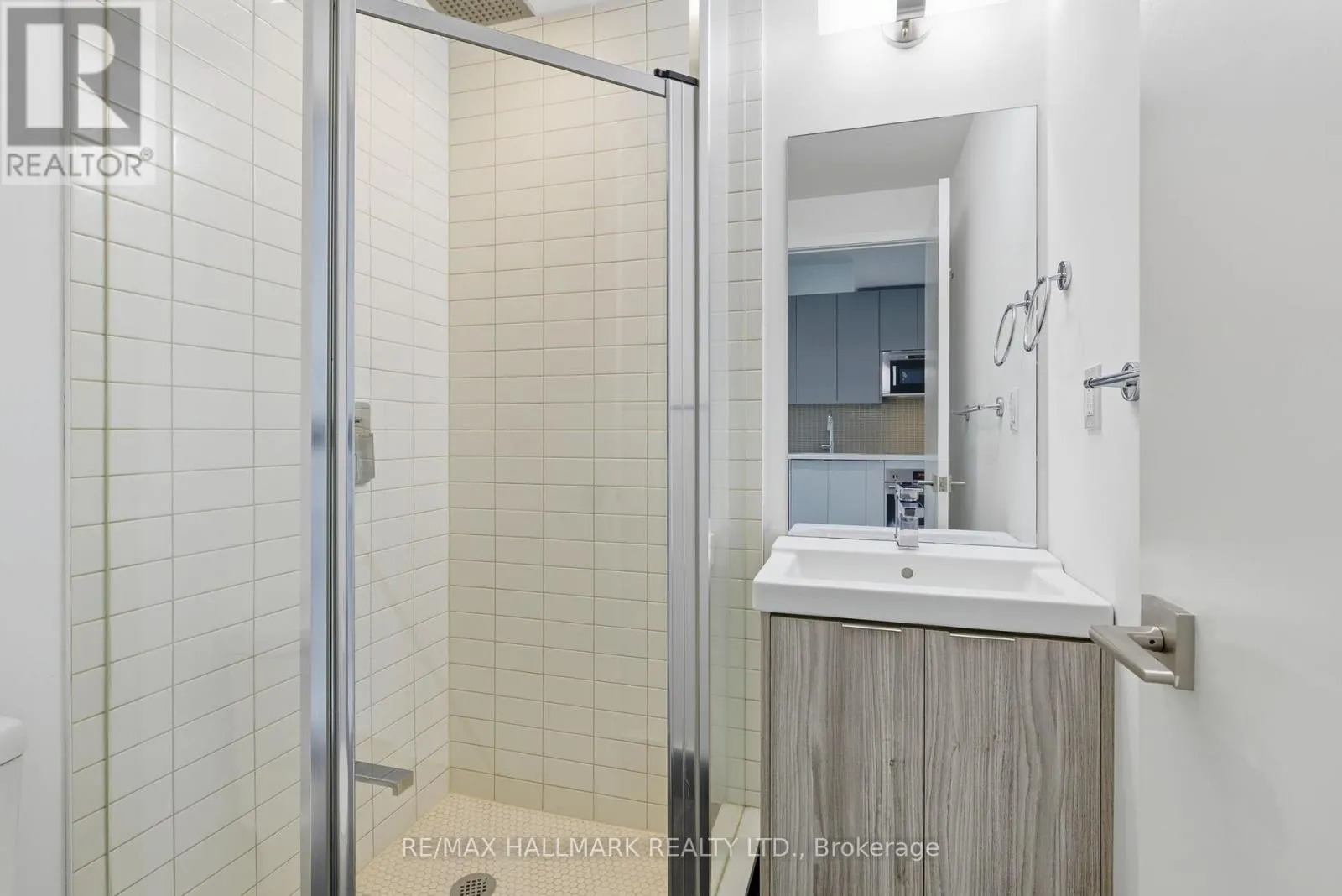2406 - 2916 HIGHWAY 7 ROAD W