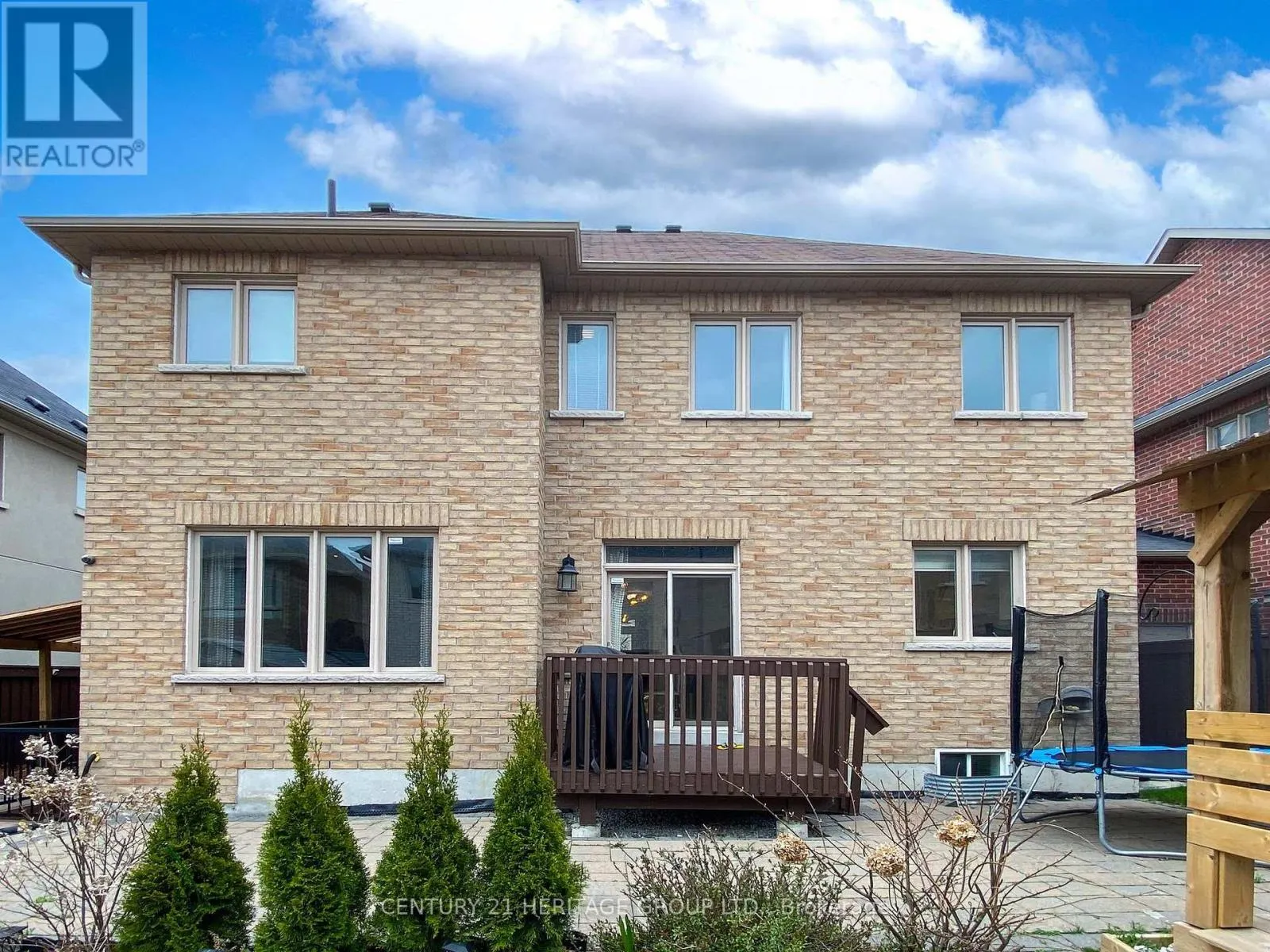 1062 BLACKHALL CRESCENT