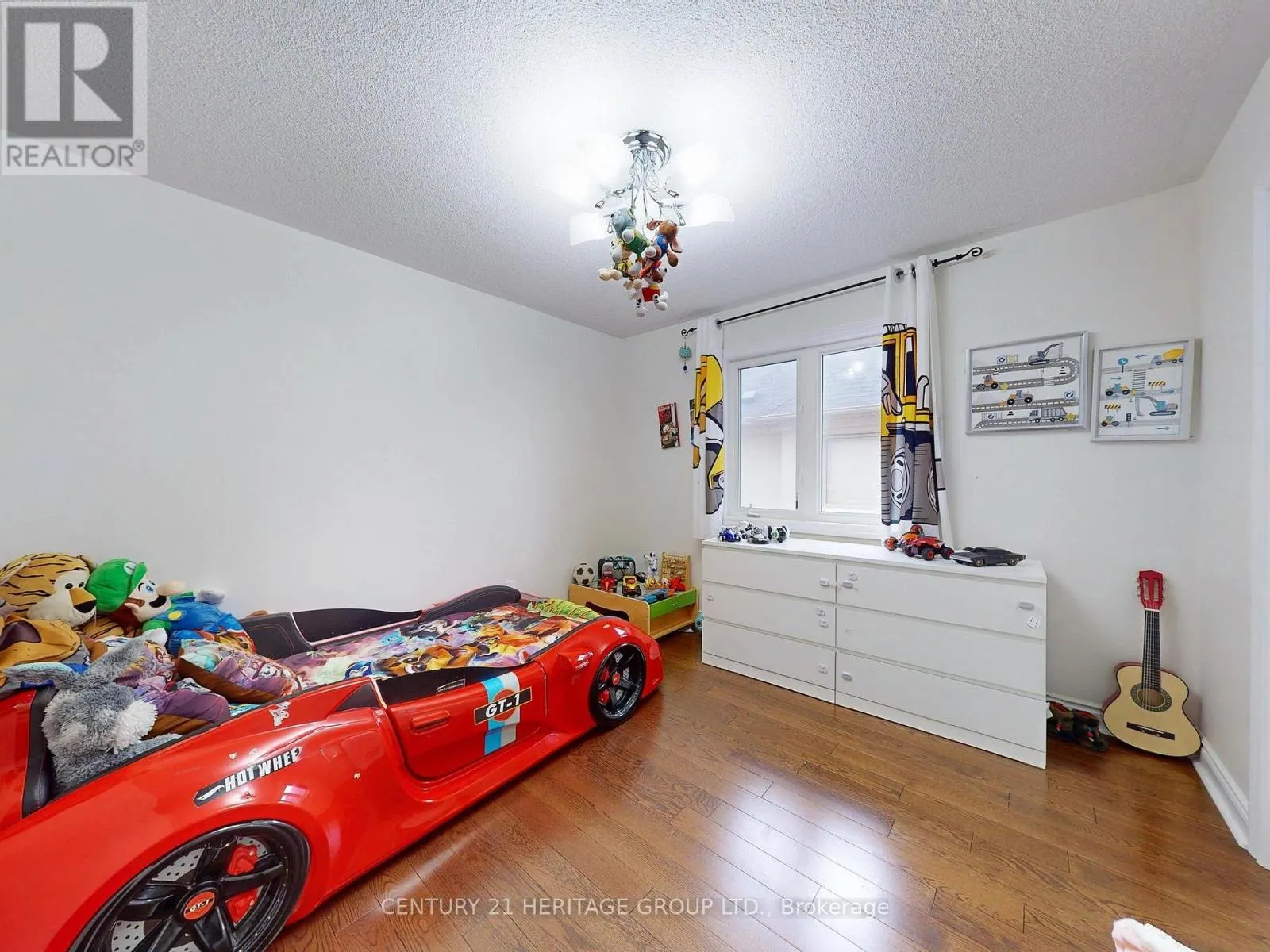 1062 BLACKHALL CRESCENT