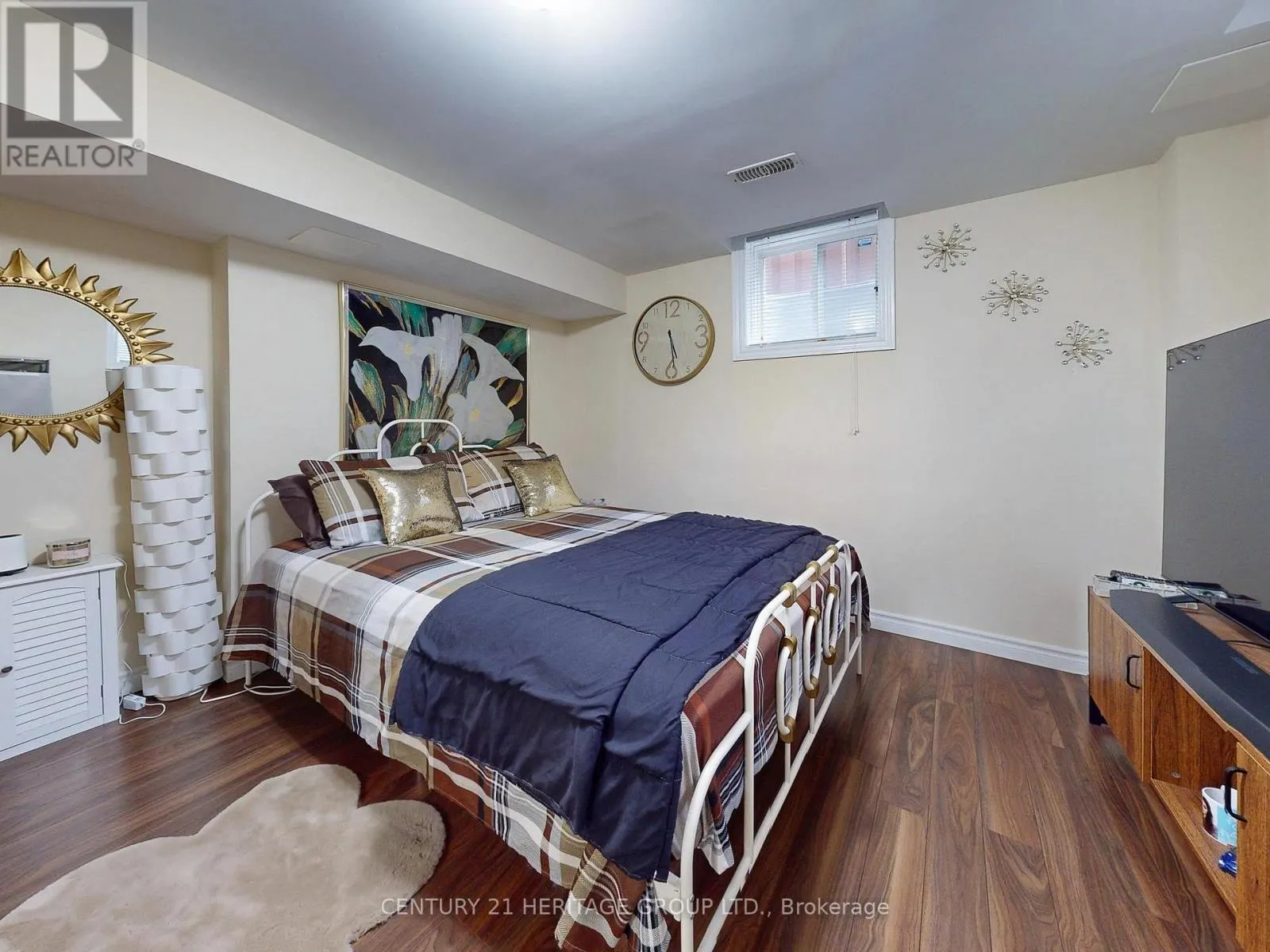 1062 BLACKHALL CRESCENT