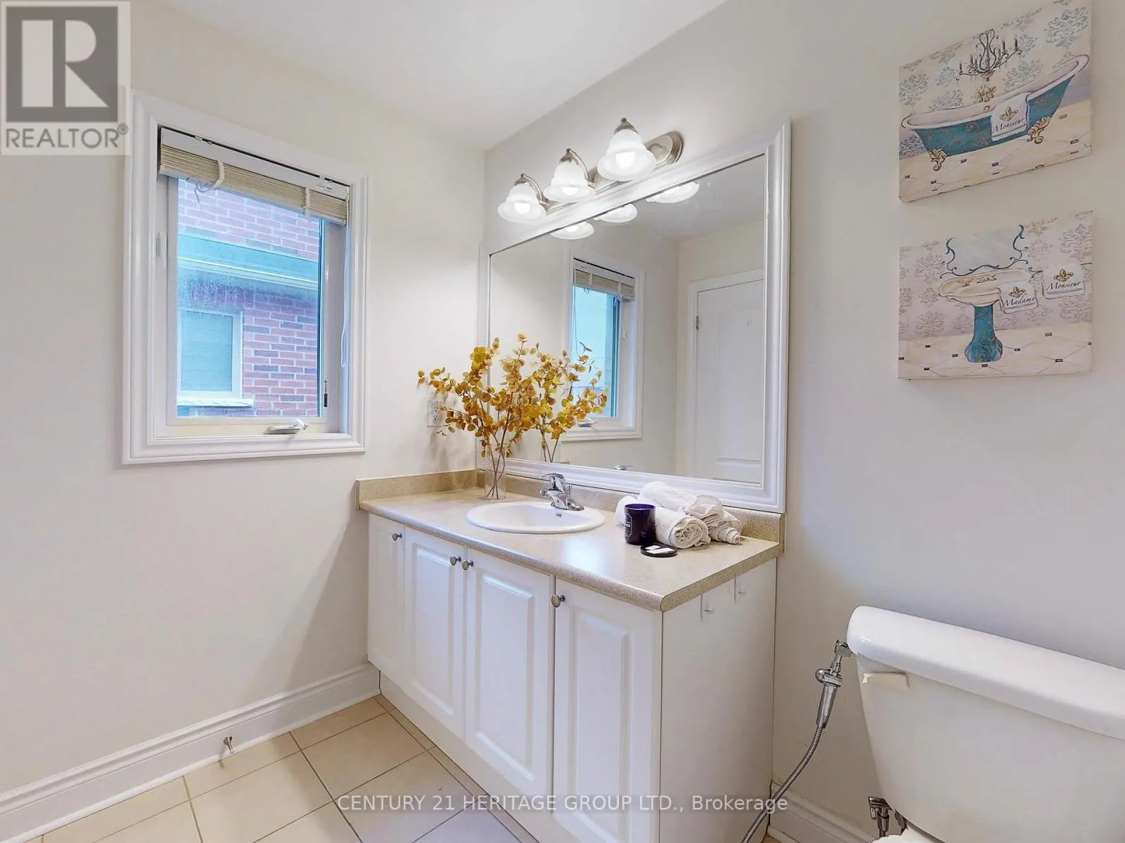 1062 BLACKHALL CRESCENT